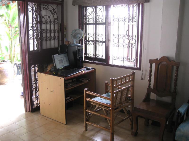 Sri Krung Guest House Phra Nakhon Si Ayutthaya Exteriör bild