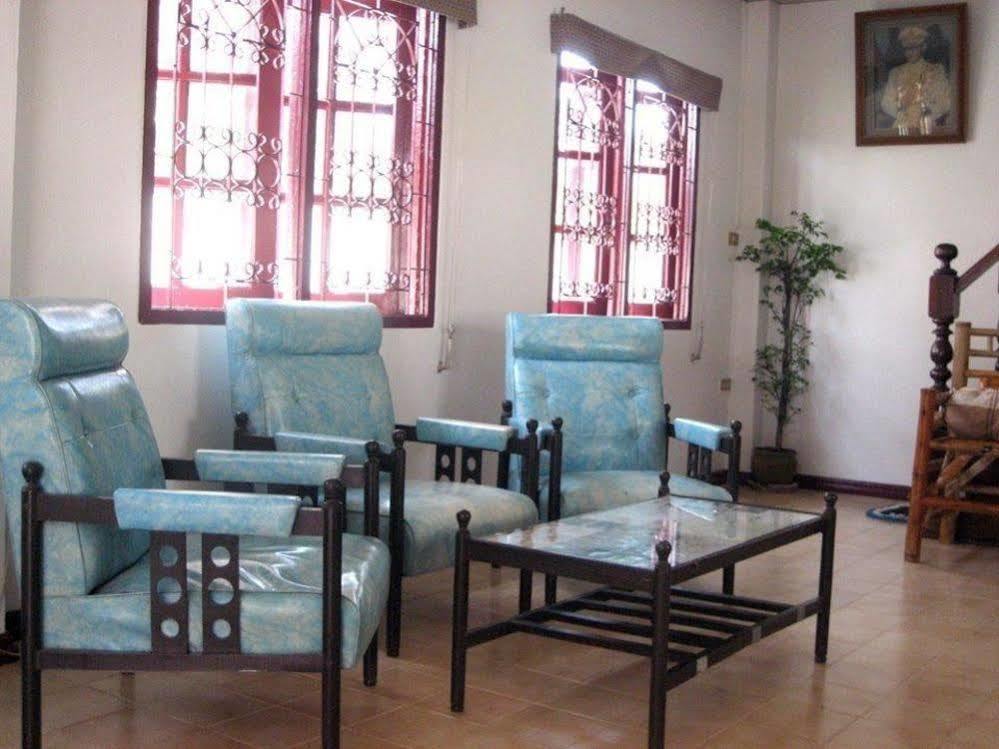 Sri Krung Guest House Phra Nakhon Si Ayutthaya Exteriör bild